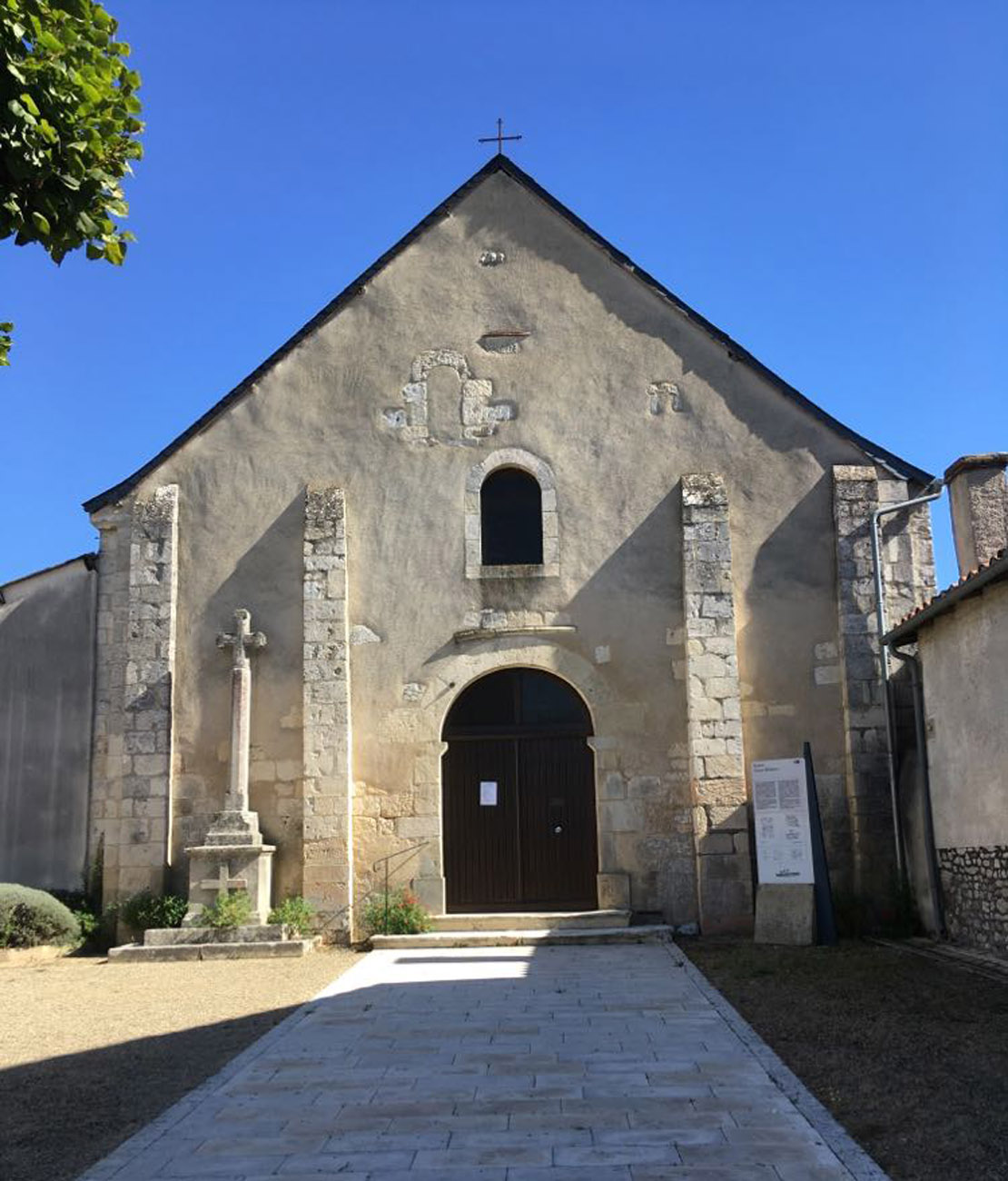 Église - Leignes sur Fontaine